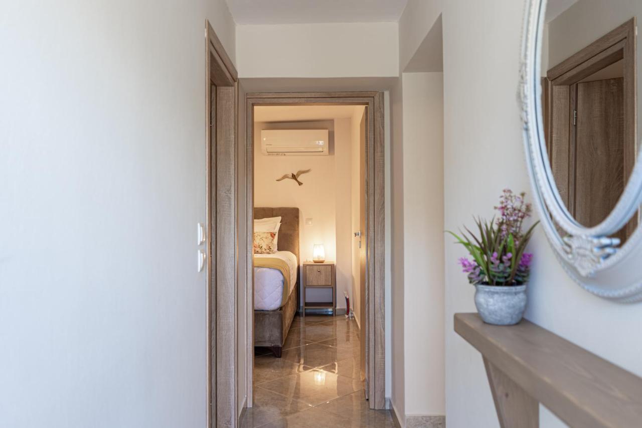 Casa Kastella, Private Jacuzzi & Bbq Facilities! Villa Angouseliana Exterior photo
