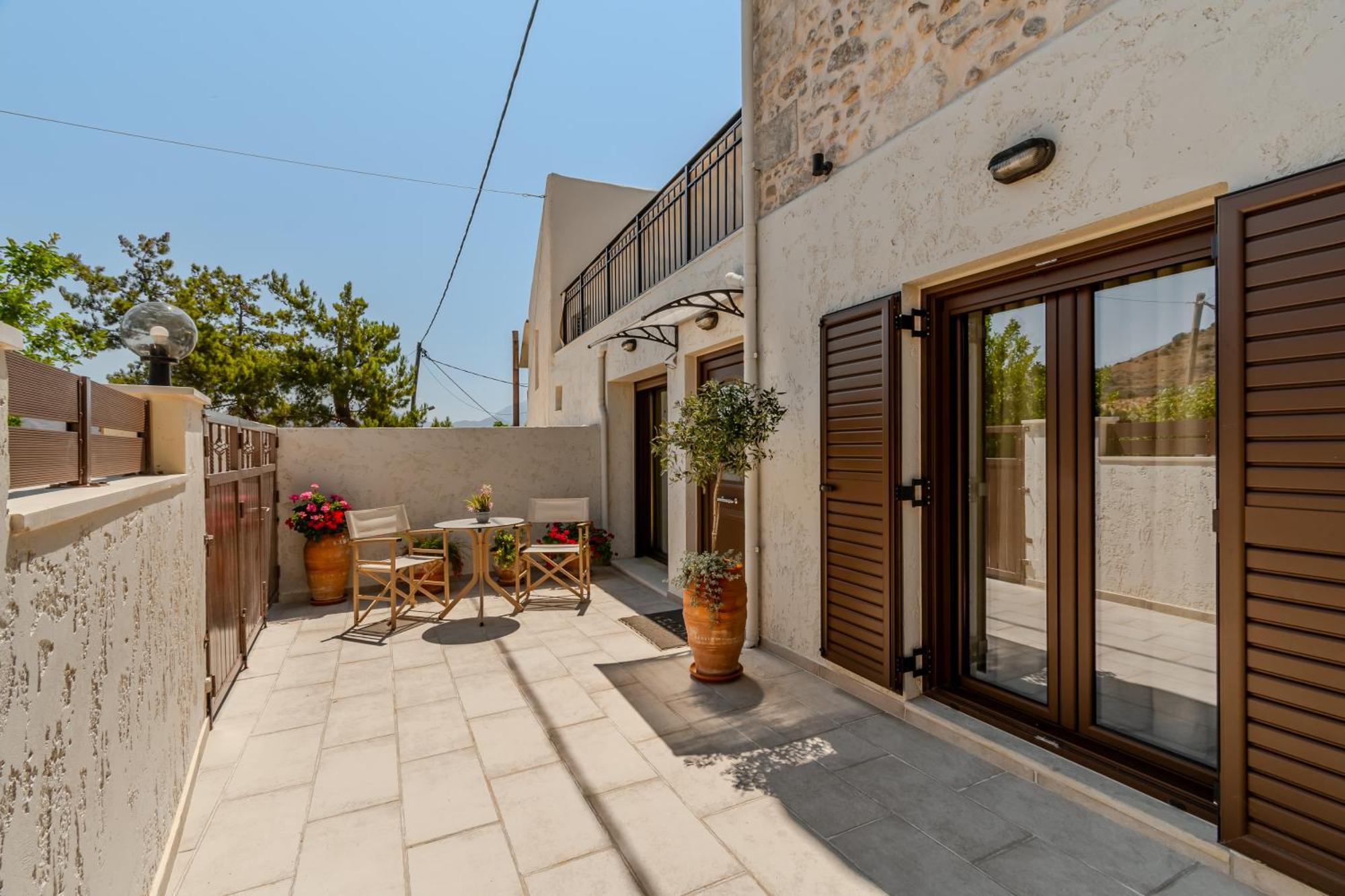 Casa Kastella, Private Jacuzzi & Bbq Facilities! Villa Angouseliana Exterior photo